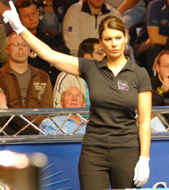 michaela_tabb_snooker_1XukxVa7_sized.jpg