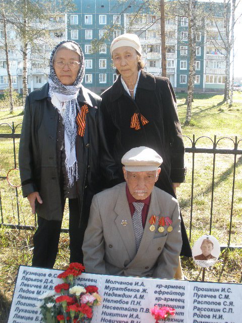 Синьявино. Жаукен әкеміздің басына барган сапарымыз.JPG